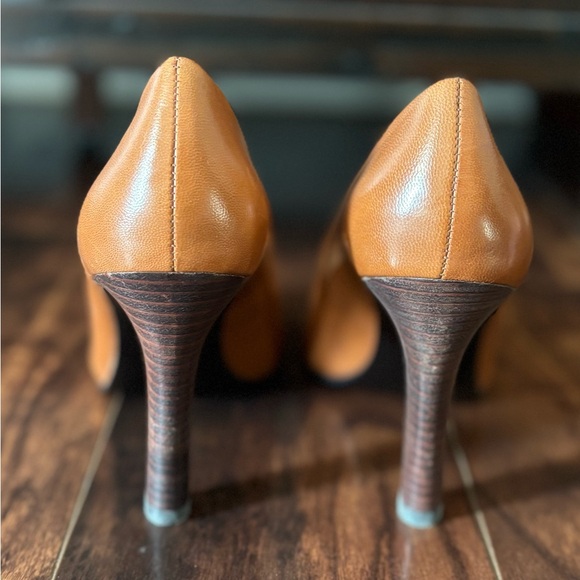 Ralph Lauren Classic Cognac Brown Heels NWOT - Picture 6 of 10